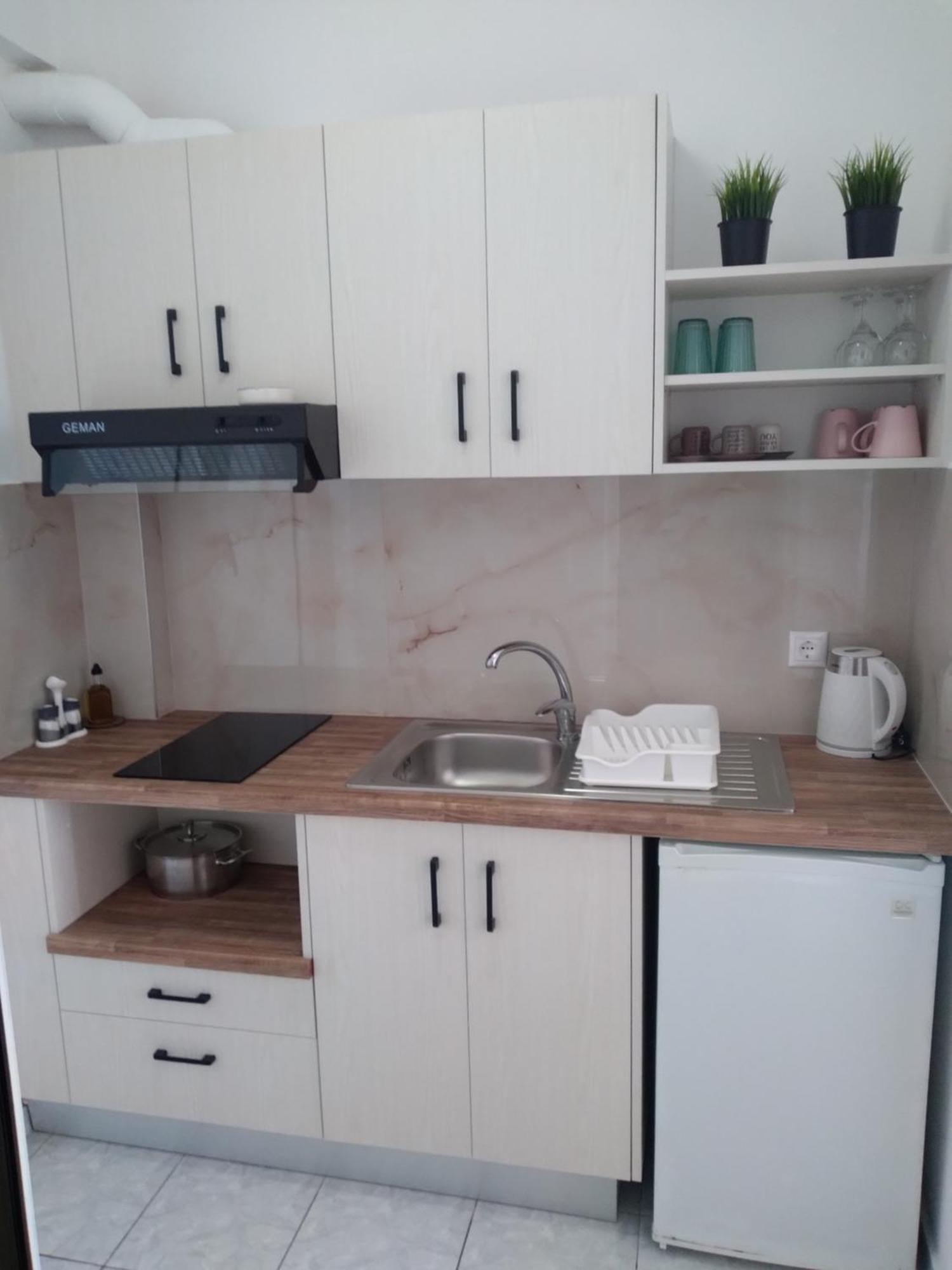 Nadim Rooms Химар Екстериор снимка