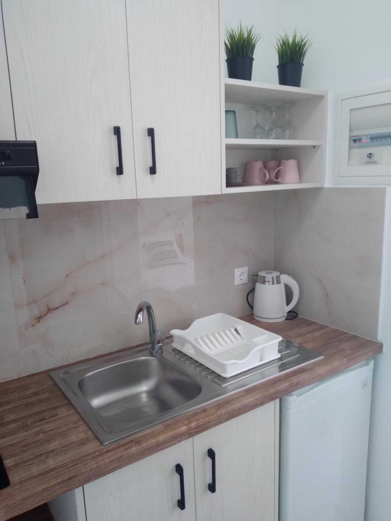 Nadim Rooms Химар Екстериор снимка