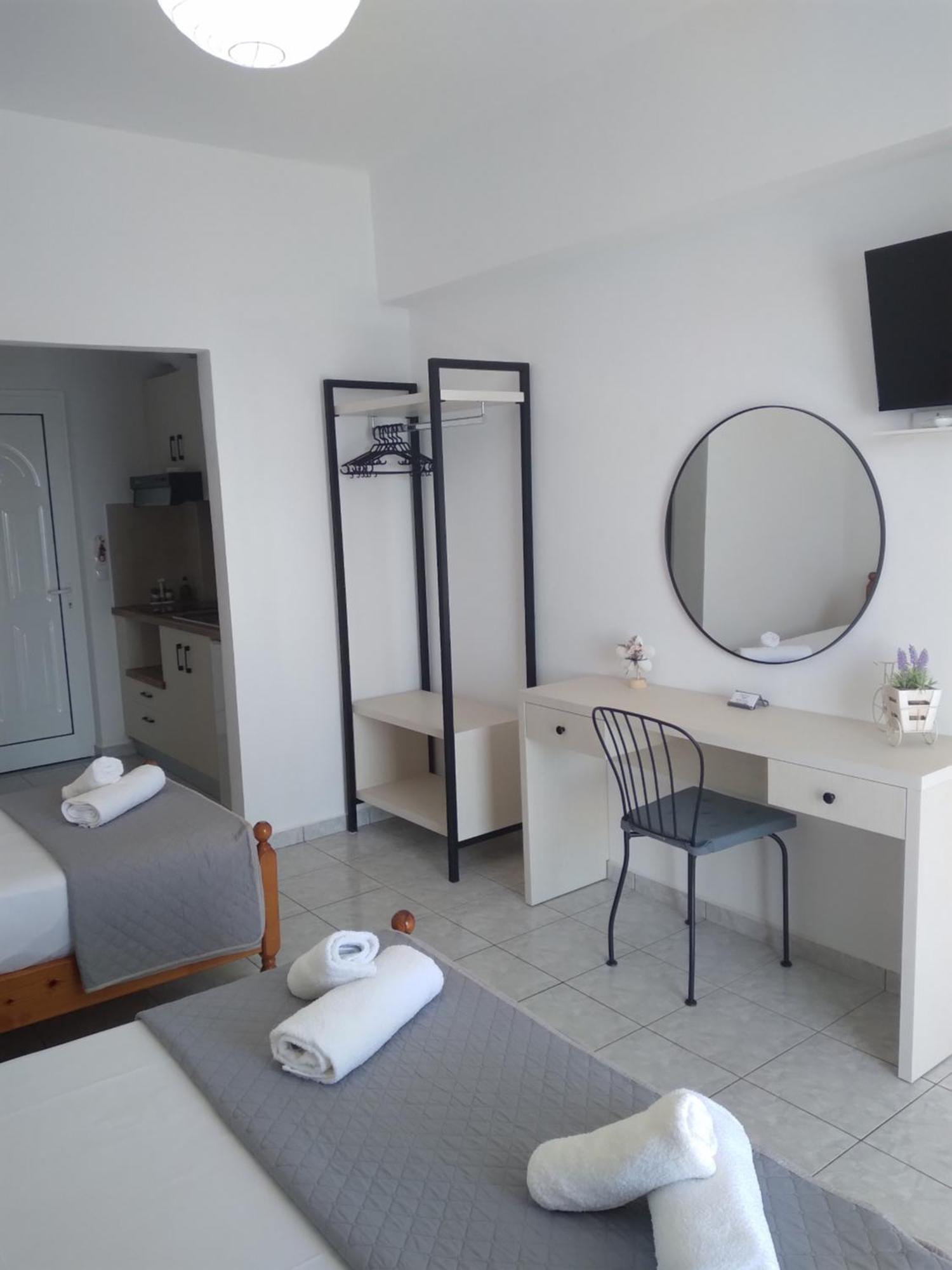 Nadim Rooms Химар Екстериор снимка